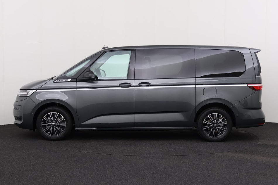 Volkswagen T7 Multivan 2,0 TDI DSG Style 7 Sitzer